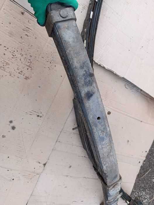 Рессоры на УАЗ. .   .    .