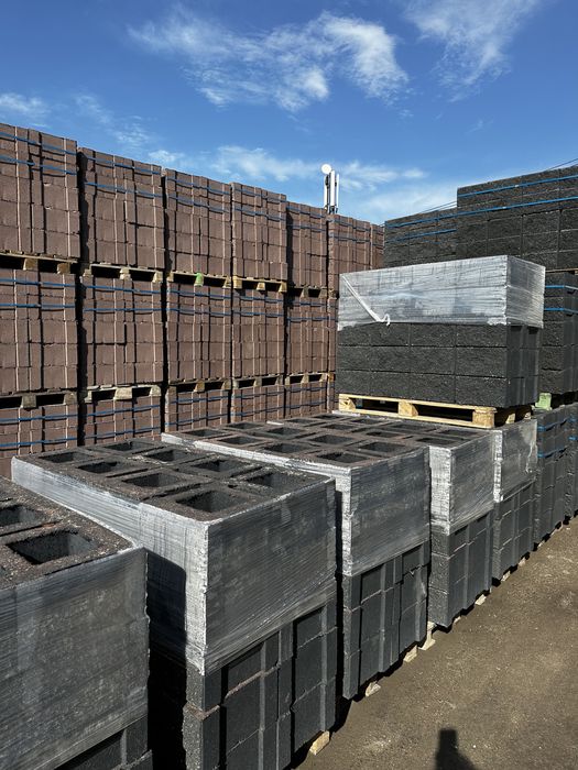 Рваные блоки сплитерные накрывочные крыша