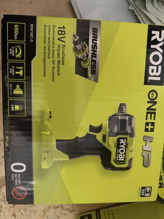 Ryobi HP cu motor fără perii 450 Nm