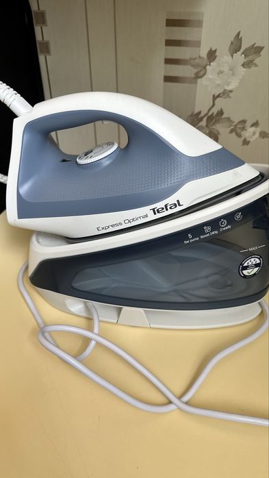 Утюг Tefal новый