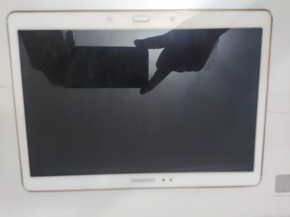 Самсунг таб с 10.5