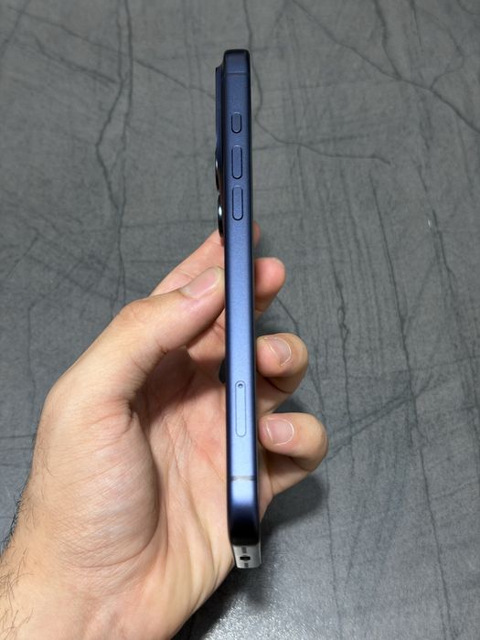iPhone 17 Pro Max Deep Blue 256GB !