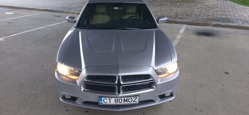 DODGE CHARGER 3.6 V6 • 2014 •  .. schimb