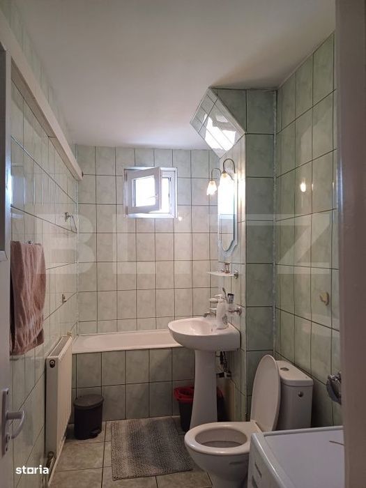 Apartament cu 3 camere, 67 mp, zona Materna