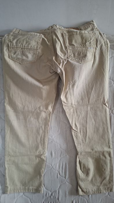 Blugi Pull&Bear.