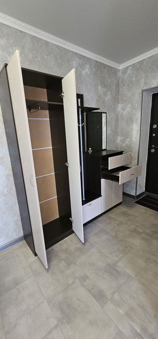 Мебель для прихожей комнаты