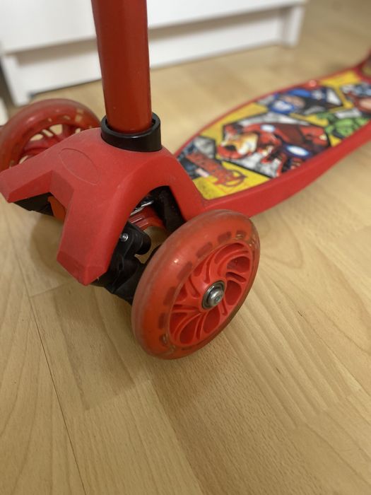 Продам самокат в хорошем состоянии