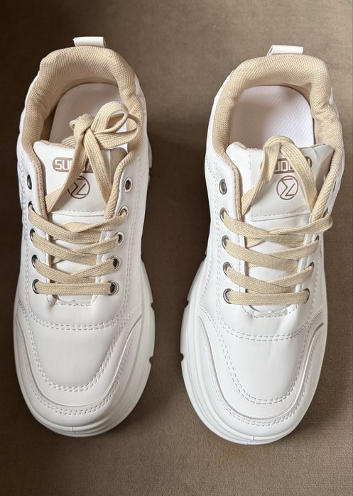 Кожени дамски боти с висока подметка 38