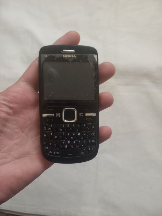 Продаю сотовые телефоны.