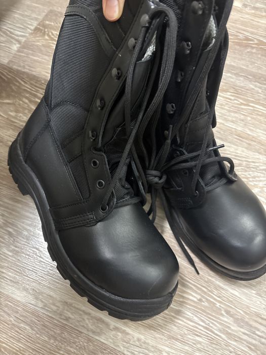 Берцы 40 и 43 размер димисизон