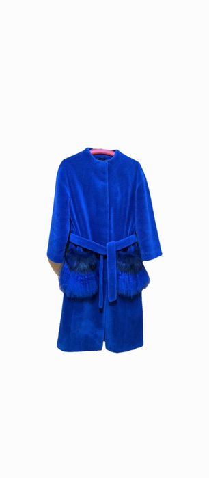 Луксозно палто . Размер М/S.