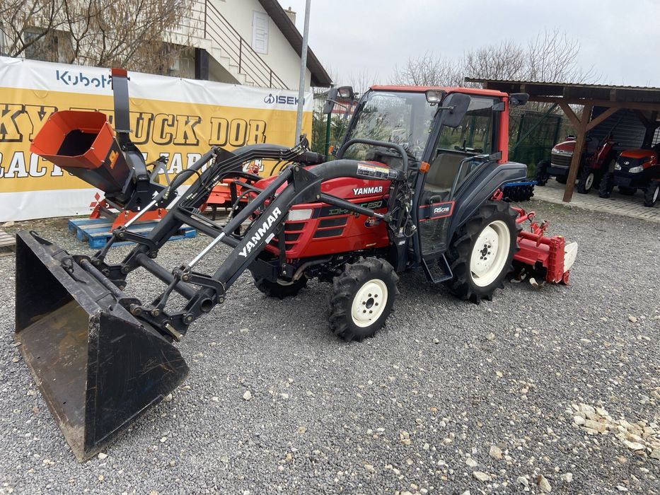 Tractor japonez Yanmar AF250, 4x4, 25cp, incarcator frontal