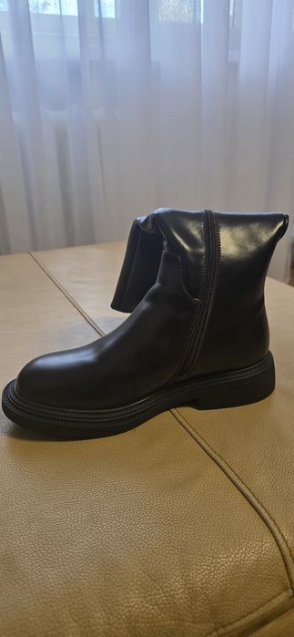 Продам сапоги женские