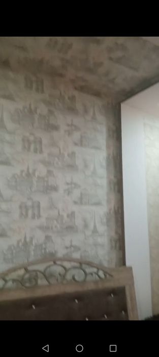 Ko‘p qavatli binoda 2 xonali uy sotiladi — 4-qavat, 47 m²