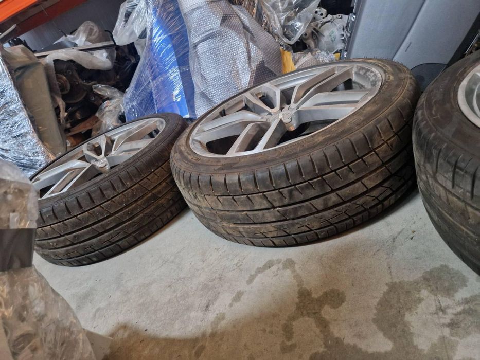Джанти със гуми Audi SQ5  255/40/21