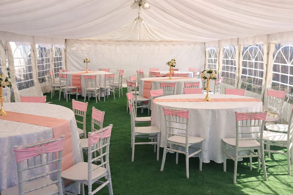 Închiriez corturi de evenimente