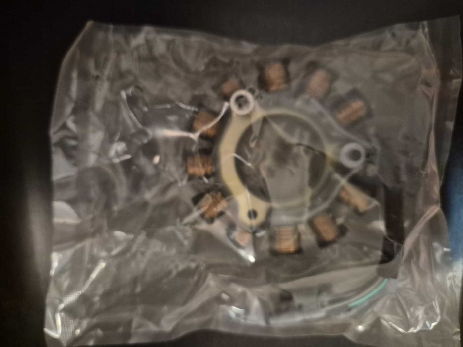 Vând Ansamblu Bobină Încărcare (12A) cod 31630-ZY1-003 / HONDA MARINE