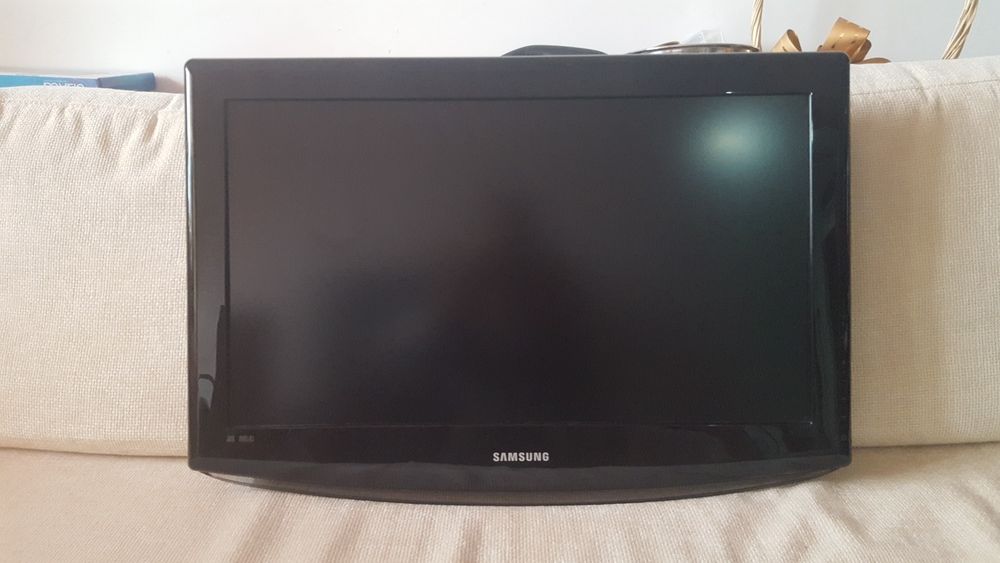LCD Samsung 66 cm