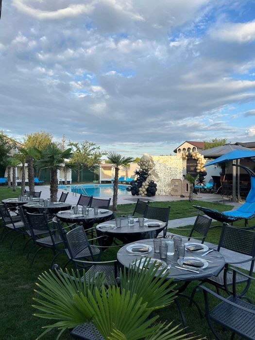 Vila Petreceri Evenimente Onomastice Majorat Botez Cununie Petrecere burlaci Piscina Petreceri Piscina