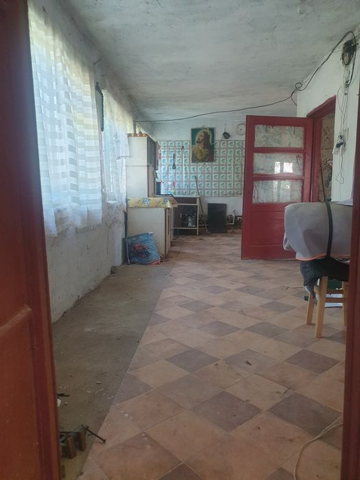 vand casa din planseu beton la tara 463 teren + plus teren camp 2.293