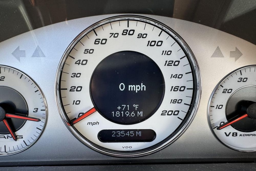 Mercedes Benz W211 6.3