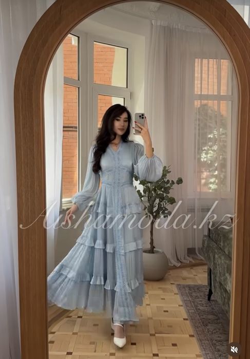 Срочно продам платье