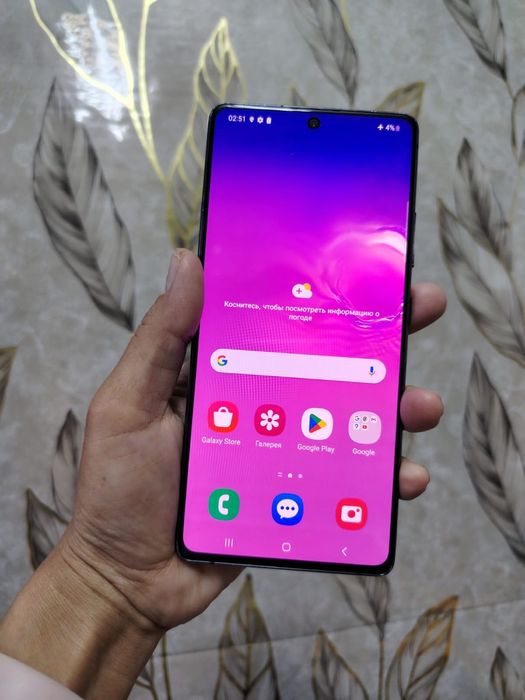 Продается телефон