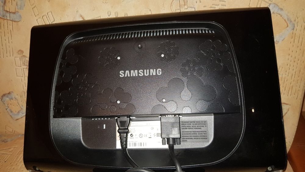 Monitor LCD Samsung 933SN, 18.5''