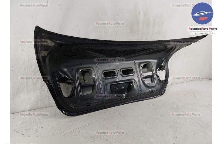 Оригинален заден капак / Original haion BMW Серия 3 E90/E91/E92/E93 [ф