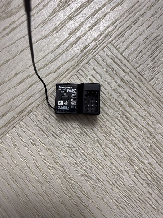 Telecomanda automodel