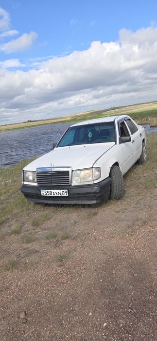 Мерседес Бенс 124