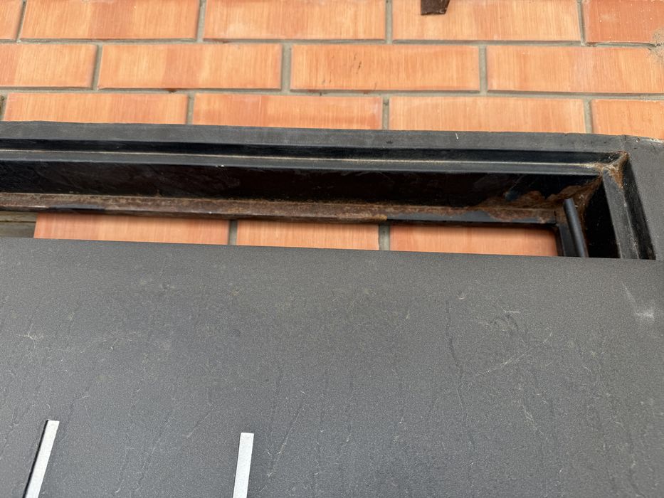 Темір есік сыртқы