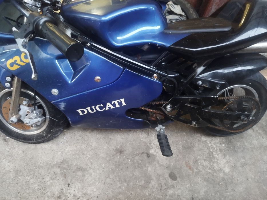 Motocicleta  cc49