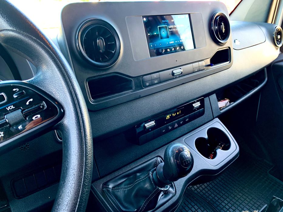 Vând Sprinter carosat - prelată