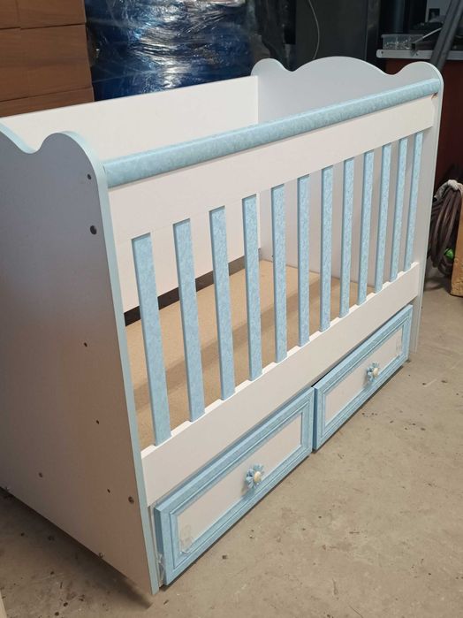 Кошара 126/65/95см бяло и синьо