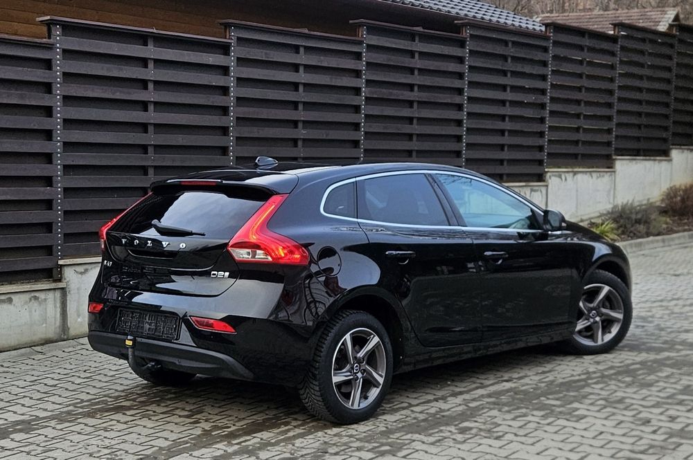 Volvo V40// Inscription