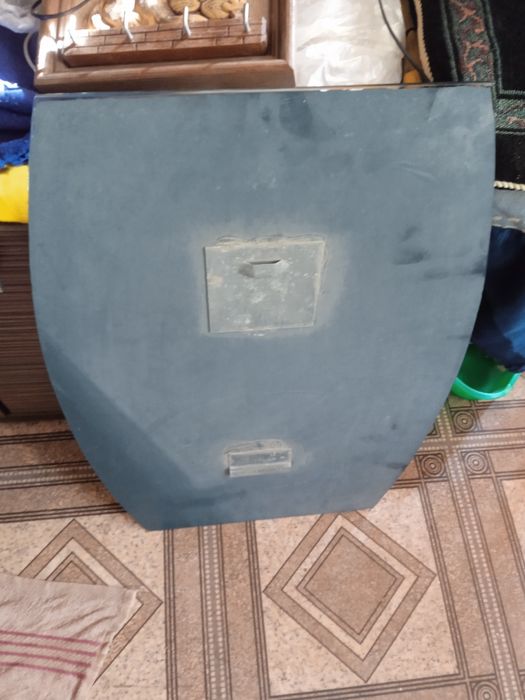 Зеркалo для ванной 2 штуки