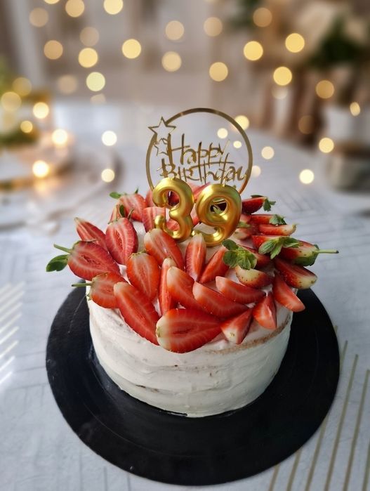 отдам даром свечи-цифры  и топпер