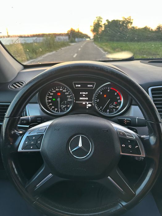 MERCEDES-BENZ ML-Class 2012 — imagine 5