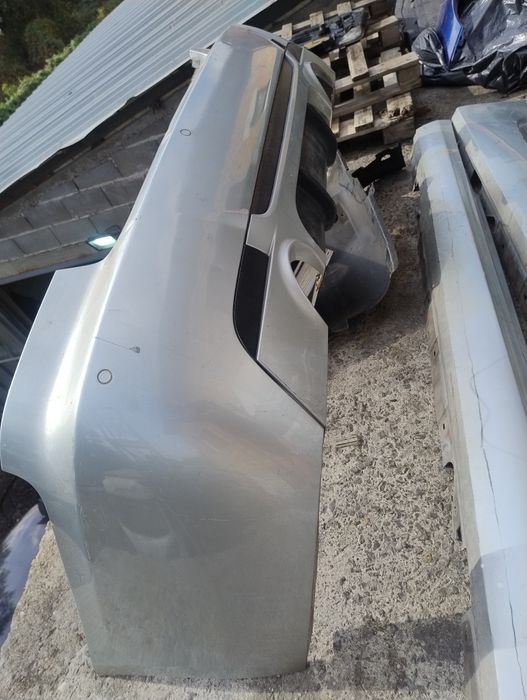 Продаваме фейслифт М пакет от БМВ Е92 335d пълен комплект 
Цена 1400