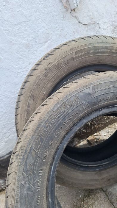 Продам комплект шин