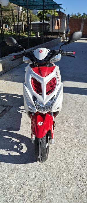 Скутер Yamaha Aerox 50 кубика