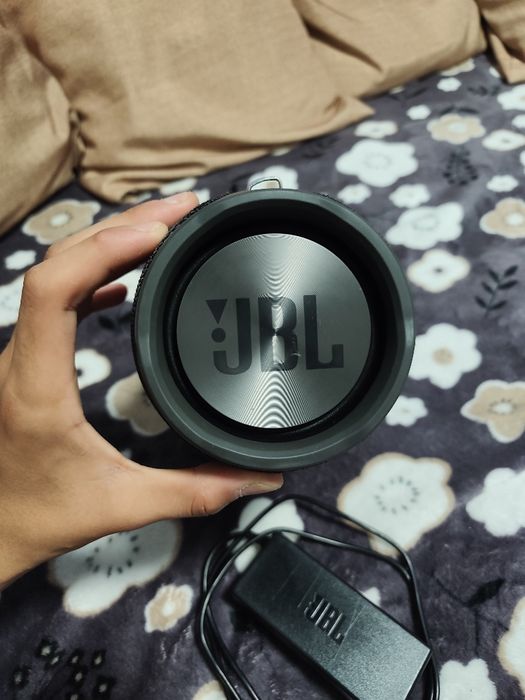 Продавам JBL xtreme 1