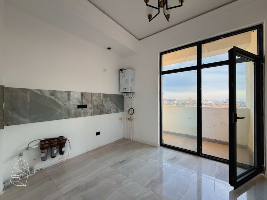 Новостройка квартира 1 комнатная Golden house