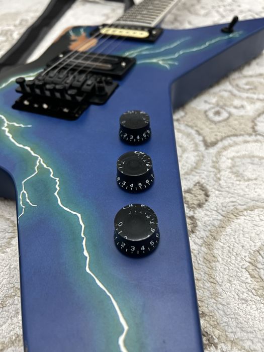 Электрогитара Dean From Hell Washburn