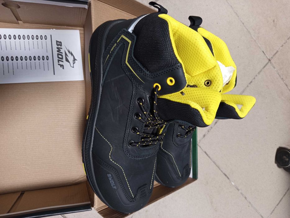 Работни обувки 45 номер