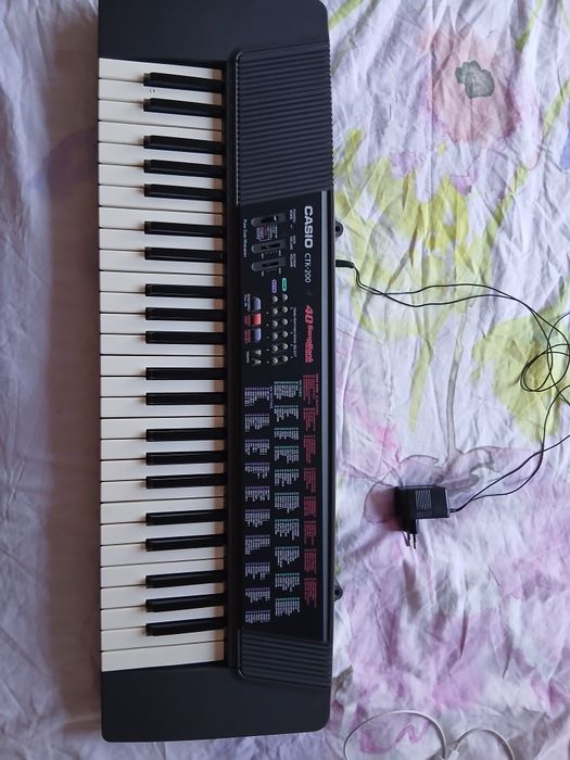 Синтезатор  Casio CTK-200