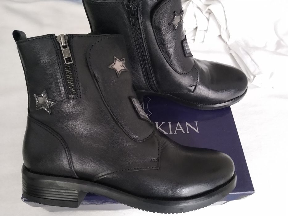 4бр Carmela Manoukain/PUMA N40 нови боти от 45лв