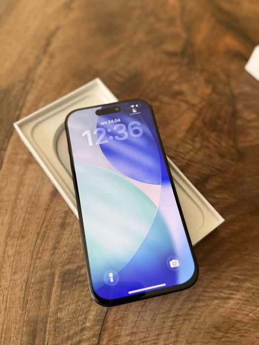 Iphone 16 pro 512 GB отличен телефон