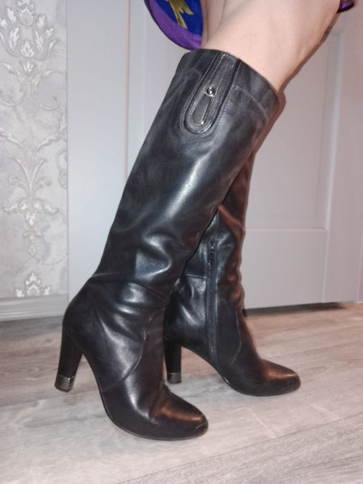 Продам осенние сапожки в отличном состоянии